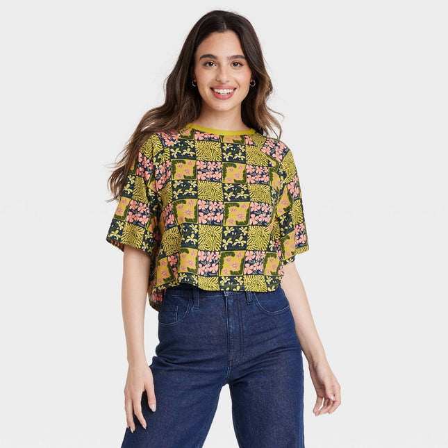 Latino Heritage Month Women's Short Sleeve Cropped T-Shirt - Olive Green Floral XXS