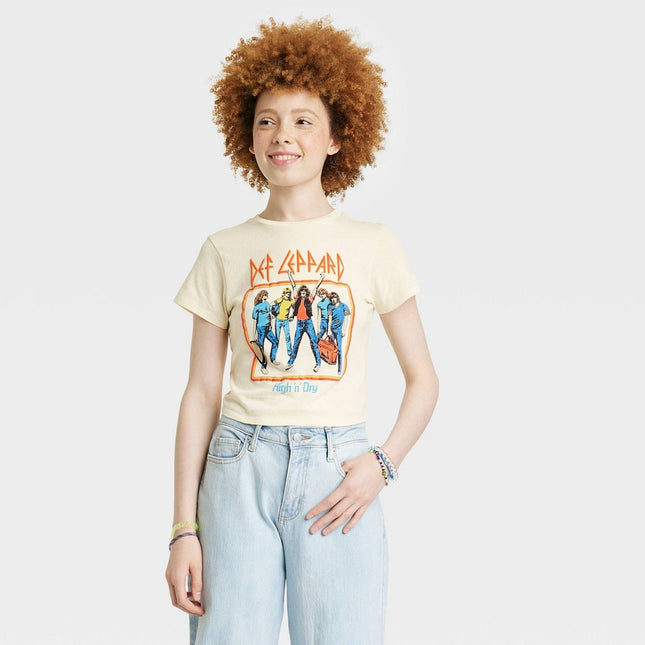 Women's Def Leppard Short Sleeve Graphic Baby T-Shirt - Beige XL